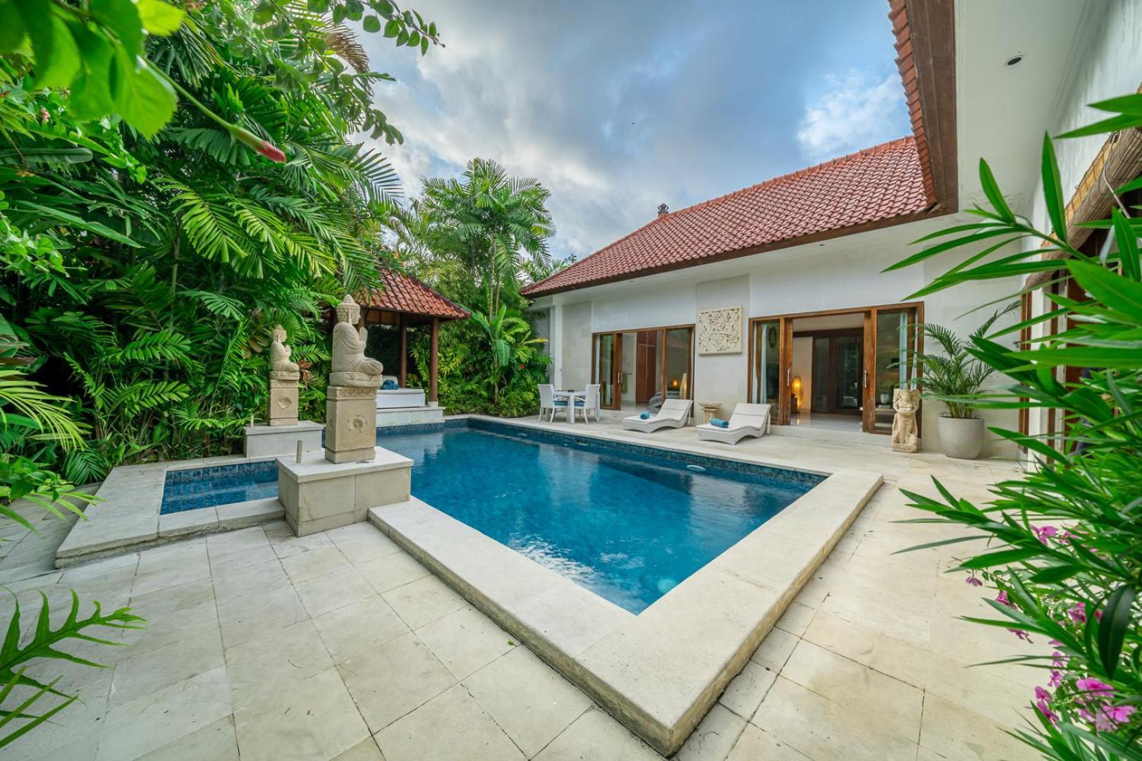 Villa Nemia Seminyak Buitenkant foto