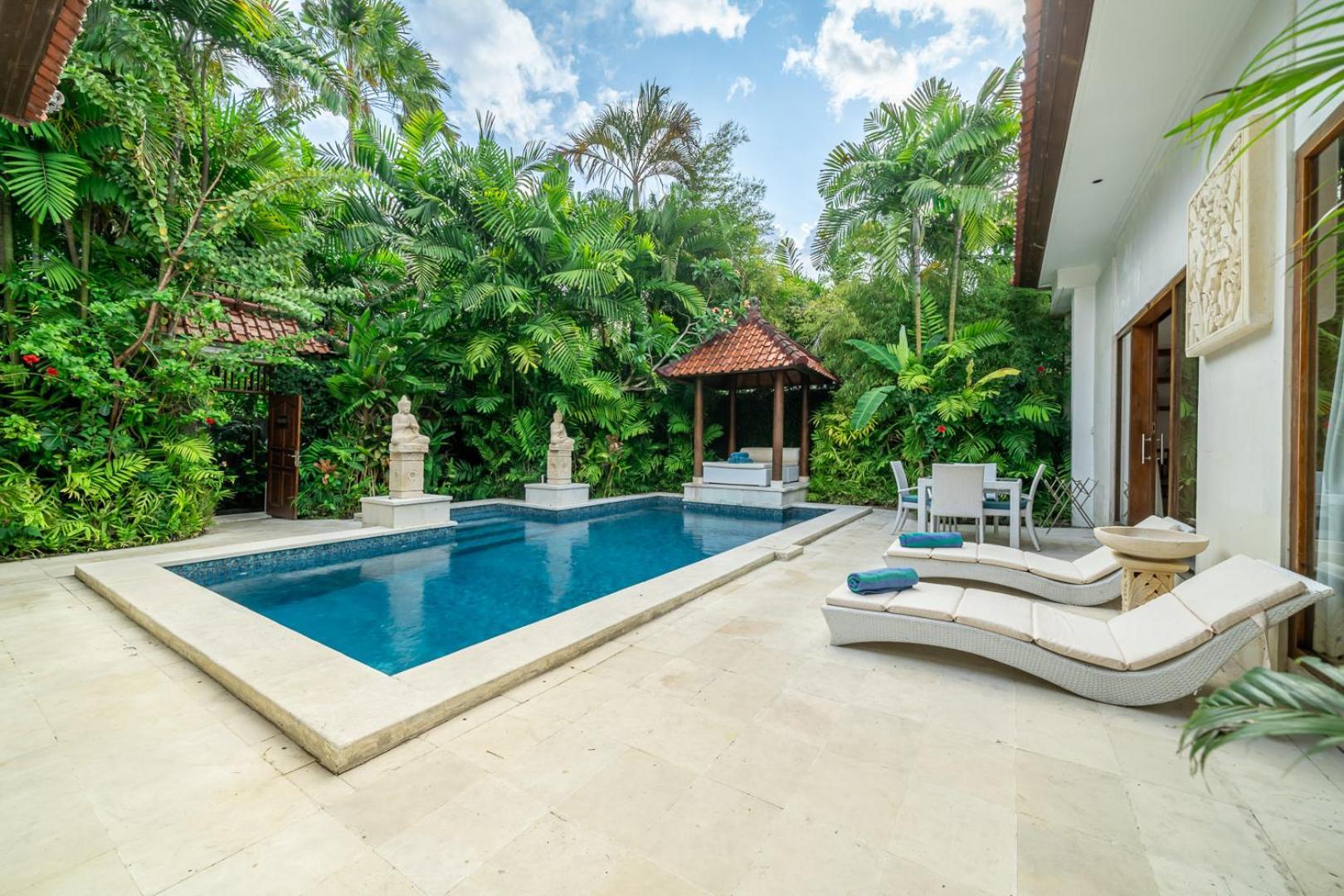 Villa Nemia Seminyak Buitenkant foto